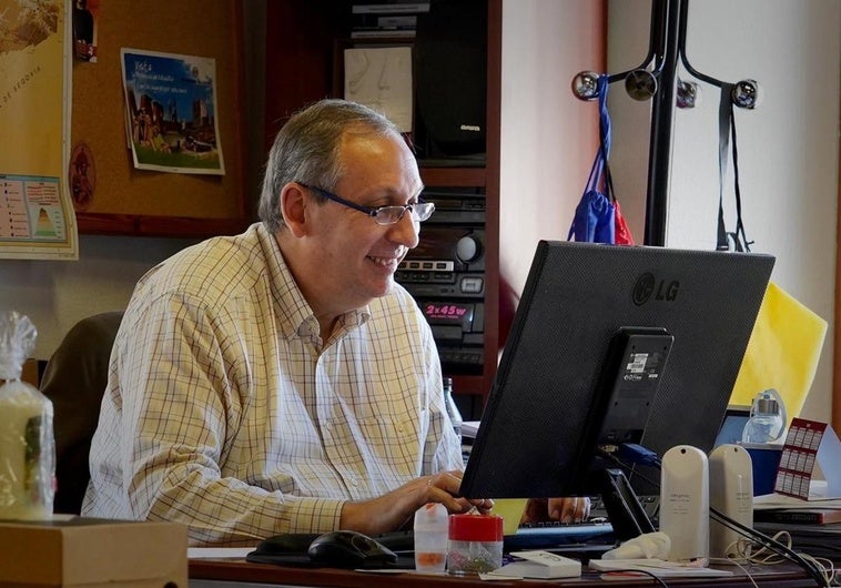 Juan Pablo Pascual, el rostro del periodismo institucional de la provincia que se jubila